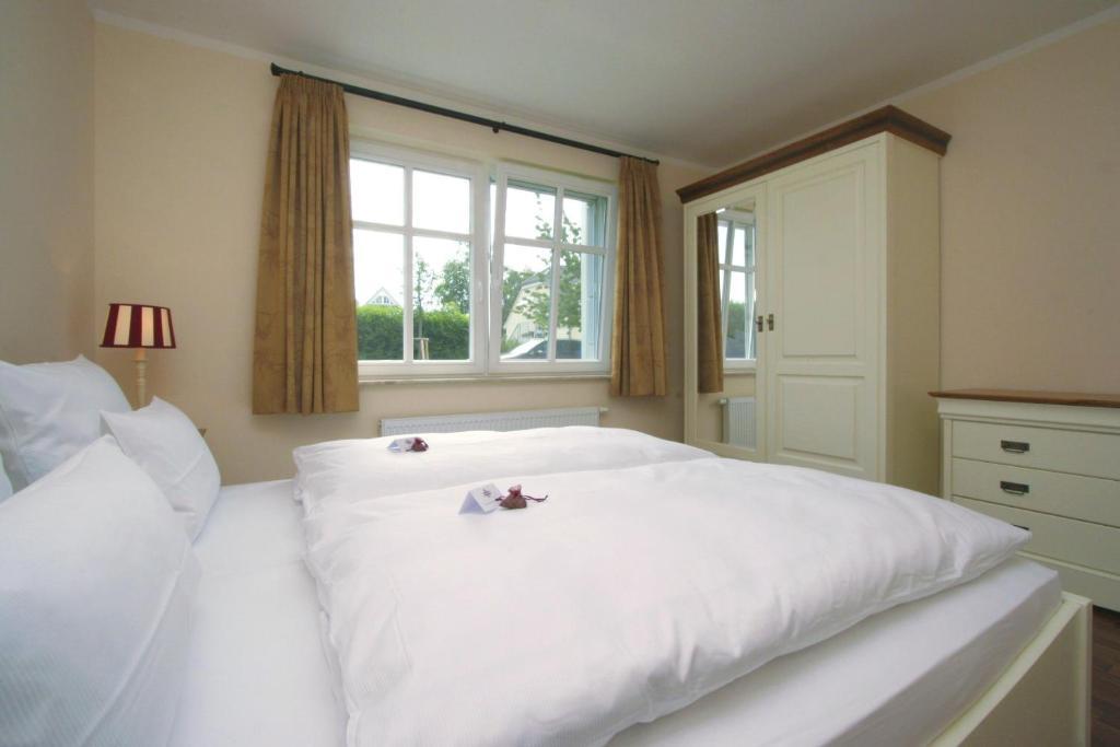 Aparthotel Saatmann Garni Ahrenshoop Room photo