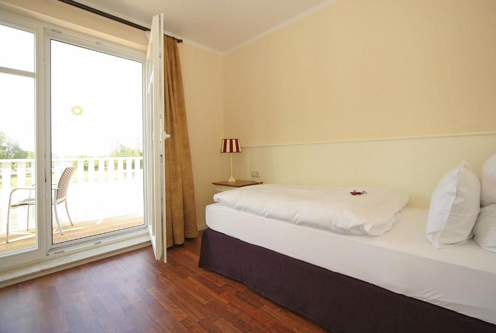 Aparthotel Saatmann Garni Ahrenshoop Room photo